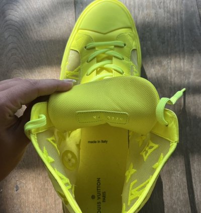 Luis Vuitton Monogram Pattern Sneakers