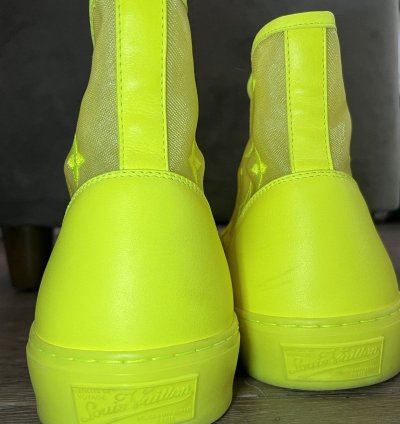 Luis Vuitton Monogram Pattern Sneakers