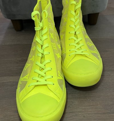 Luis Vuitton Monogram Pattern Sneakers