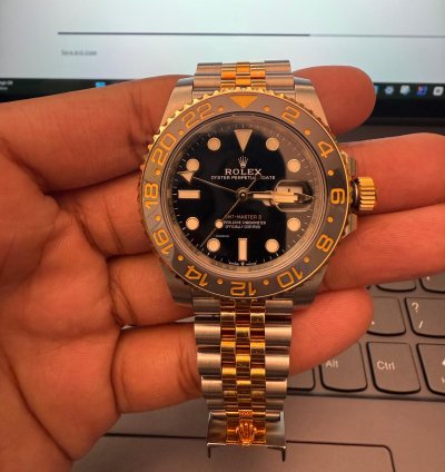 Rolex Gmt-master Ii Box And Papers No Scratches Worn On Special Occasions Only