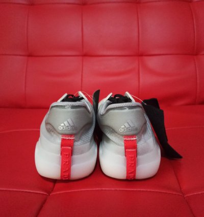 Luna Rossa 21 Sample Pair