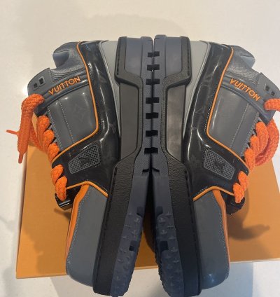 Lv Maxi Trainer Black Orange Sz11 5us