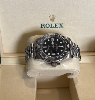 Rolex Gmt-master Ii Bruce Wayne - Jubilee - 126710grnr - 2025