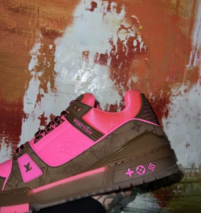 Lv Monogram Trainers Lv7 Us9