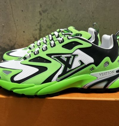 Lv Runner Tactic Sneaker