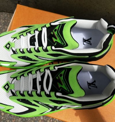 Lv Runner Tactic Sneaker