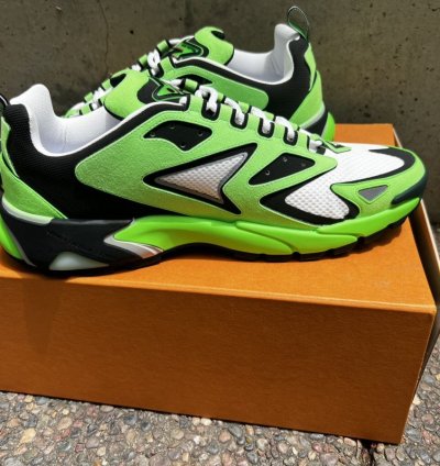 Lv Runner Tactic Sneaker