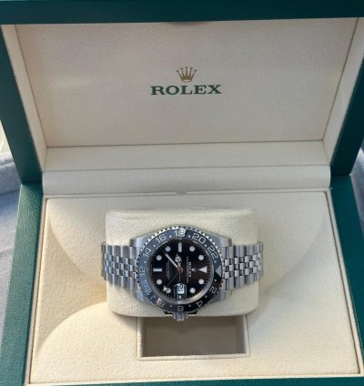 Rolex Gmt-master Ii Bruce Wayne 126710grnr Jubilee 2025