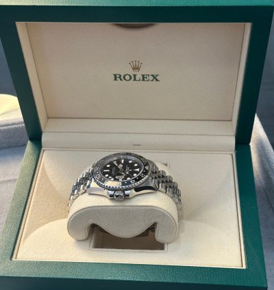 Rolex Gmt-master Ii Bruce Wayne 126710grnr Jubilee 2025
