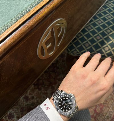 Rolex Gmt-master Ii Bruce Wayne 126710grnr Jubilee Grey Black