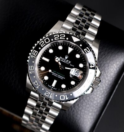 Rolex Gmt-master Ii Bruce Wayne Jubilee Full Set Fully Stickered