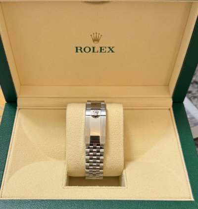 Rolex Gmt-master Ii Bruce-wayne Jubilee Bracelet Mit Full-set Unworn 07 2024