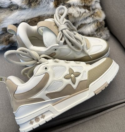 Lv Skate Trainers Size10