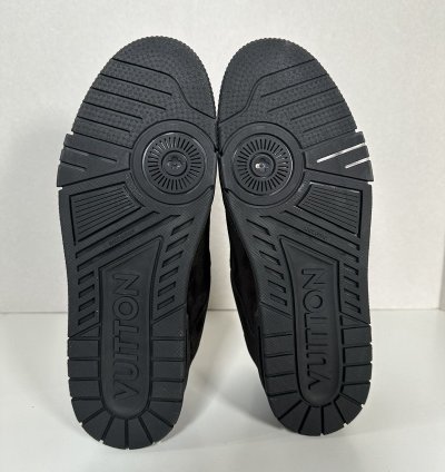 Lv Staff Trainer Sneaker