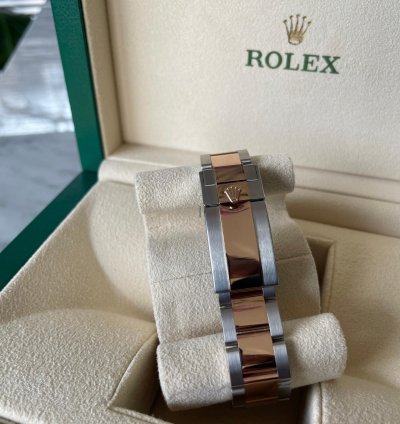 Rolex Gmt-master Ii Full Set Box And Papers Unworn