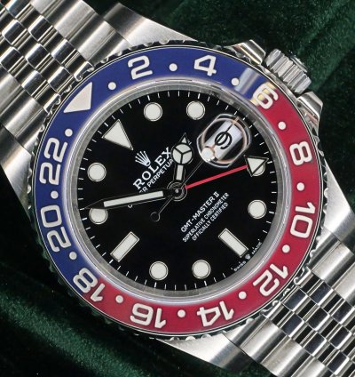 Rolex Gmt-master Ii Full Set Mint Gmt-master Ii Pepsi Black Dial Red Blue Bezel Ceramic Steel 126710blro