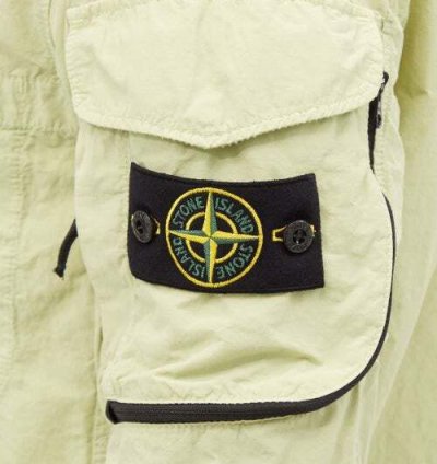 500 Ss22 Logo Zipped Overshirt Green