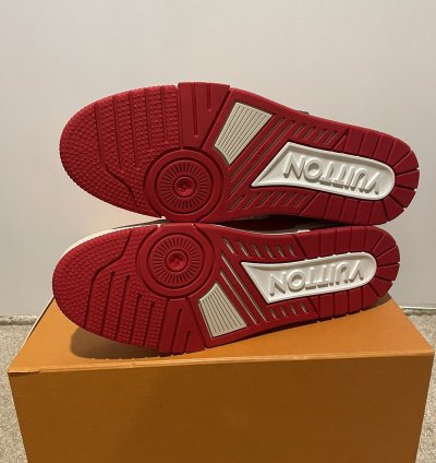 Lv Trainer Red White