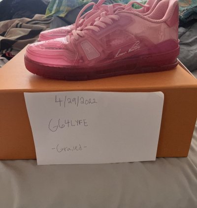 Lv Trainer Sneaker