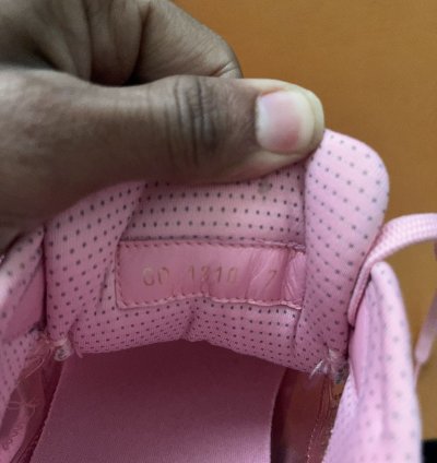 Lv Trainer Sneaker