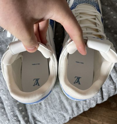 Lv Trainer Sneaker Azur Crystal