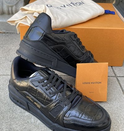 Lv Trainer Sneaker Croc Black Sz Us 9