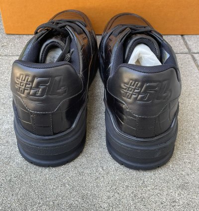 Lv Trainer Sneaker Croc Black Sz Us 9