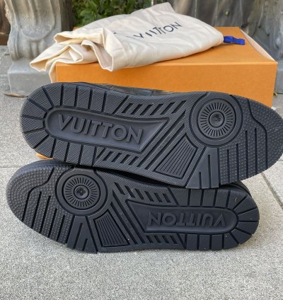 Lv Trainer Sneaker Croc Black Sz Us 9