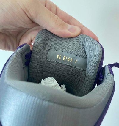 Lv Trainer Sneaker Mid-top