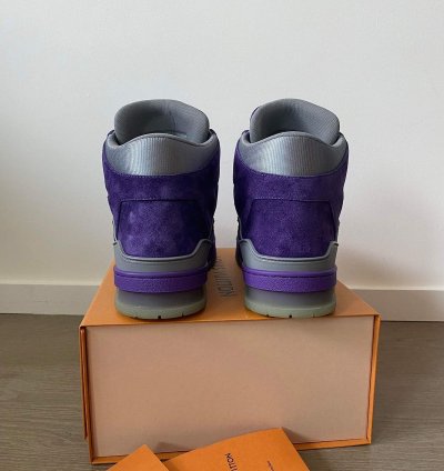 Lv Trainer Sneaker Mid-top