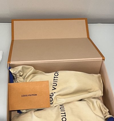 Lv Trainer Triple White