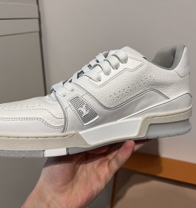 Lv Trainer Triple White