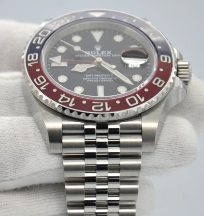 Rolex Gmt-master Ii Jubile Bracelet Pepsi 126710blro