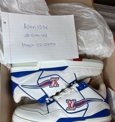 Mens Louis Vuitton Sneaker