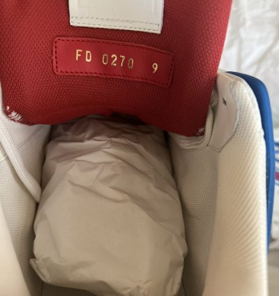 Mens Louis Vuitton Sneaker