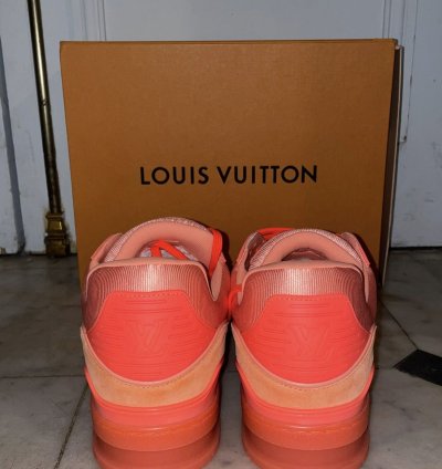 Monogram Sneakers From Louis Vuitton 2021ss
