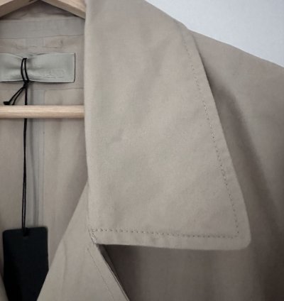 703f1 - Ghost Piece -ventile Trench