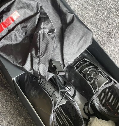 New In Box Luna Rossa 21 Sneakers