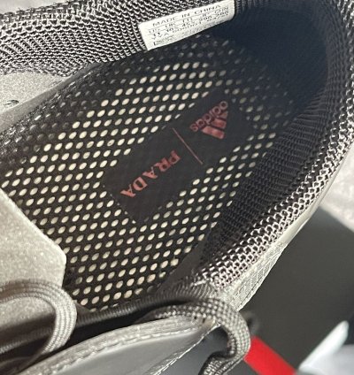New In Box Luna Rossa 21 Sneakers