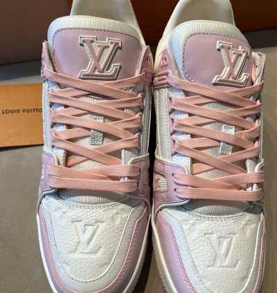 New Louis Vuitton Trainers pink White