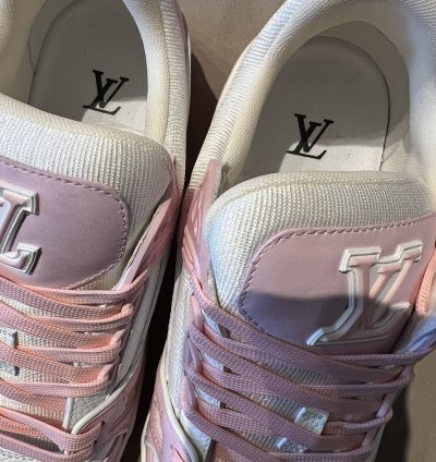 New Louis Vuitton Trainers pink White