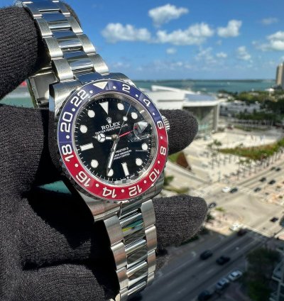 Rolex Gmt-master Ii Pepsi 126710blro Unworn Full Set