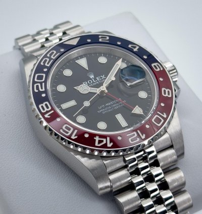 Rolex Gmt-master Ii Pepsi 2024 Mint Full Set Jubilee 126710blro