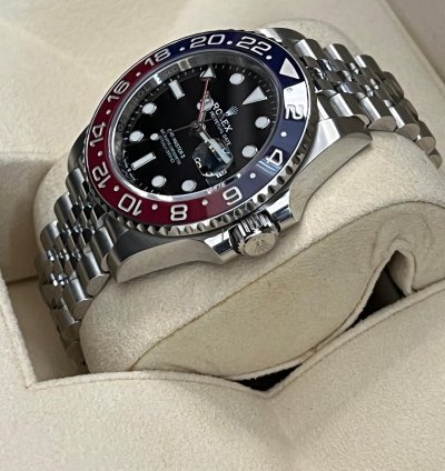 Rolex Gmt-master Ii Pepsi Gmt Jubilee Bracelet 2021 Mint 126710blro