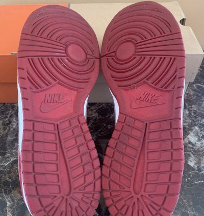 2001 Nike Dunk Low Patent Leather Varsity Red Eu
