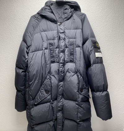 Garment Dyed Crinkel Reps Down Jacket With Defeats