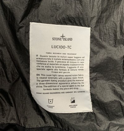 Lucido-tc Nylon Resin-finished Packable Jacket