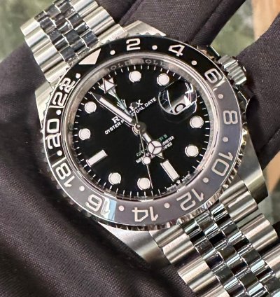 Rolex Gmt-master Ii Ref 126710grnr Bruce Wayne
