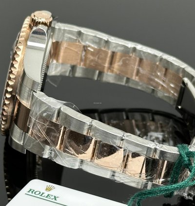 Rolex Gmt-master Ii Root Beer Black Dial 2025