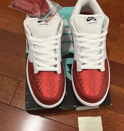 Nike Sb Dunk Low Supreme Jewel Swoosh Red